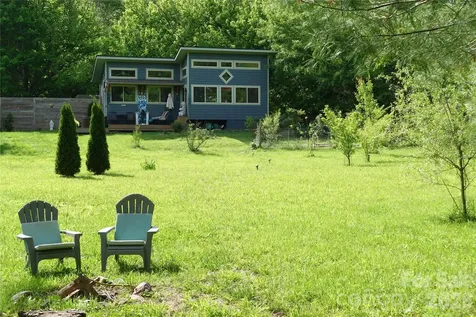 3 Taproot Trail Barnardsville NC 28709