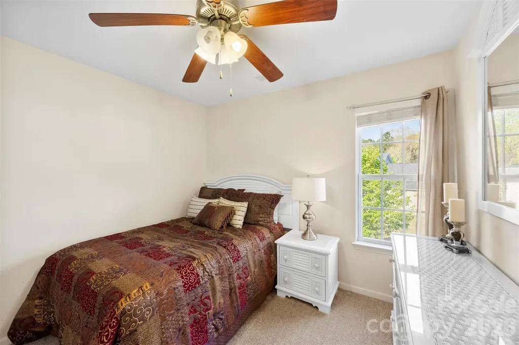 624 Cliffs Inn Circle Charlotte NC 28214