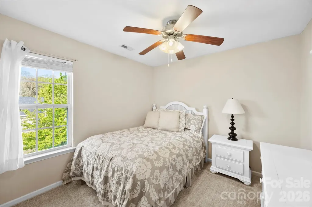624 Cliffs Inn Circle Charlotte NC 28214