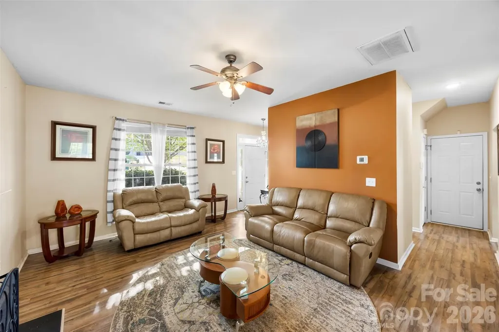 624 Cliffs Inn Circle Charlotte NC 28214