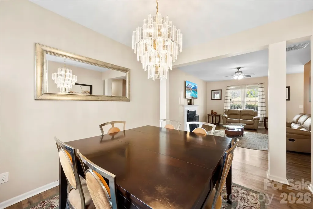 624 Cliffs Inn Circle Charlotte NC 28214
