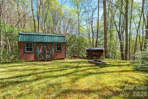 196 Friar Tuck Lane Maggie Valley NC 28751