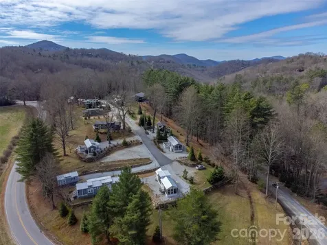 122 Mountain Breeze Ridge Scaly Mountain NC 28775
