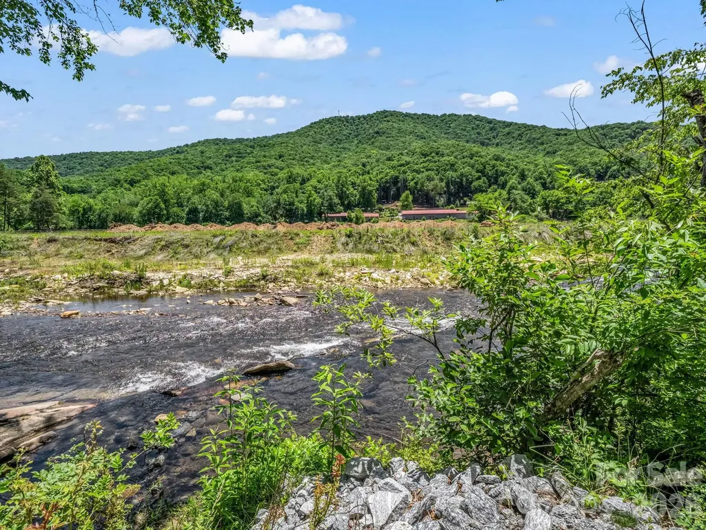 144 Old Homeplace Lane Mills River NC 28759