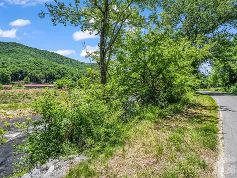 144 Old Homeplace Lane Mills River NC 28759