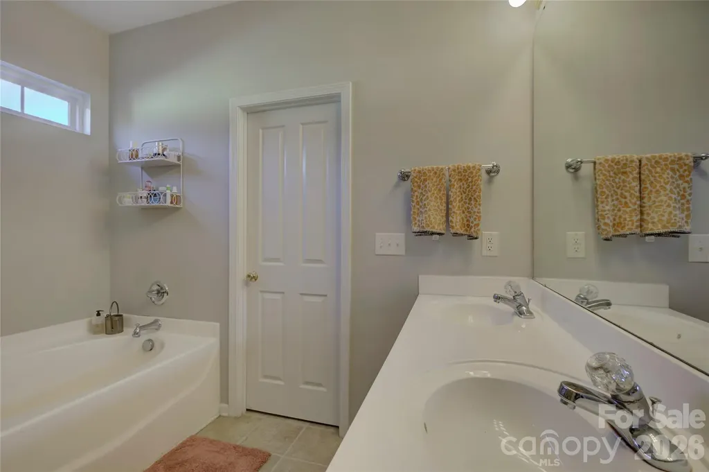 1804 Ethel Guest Lane Charlotte NC 28206