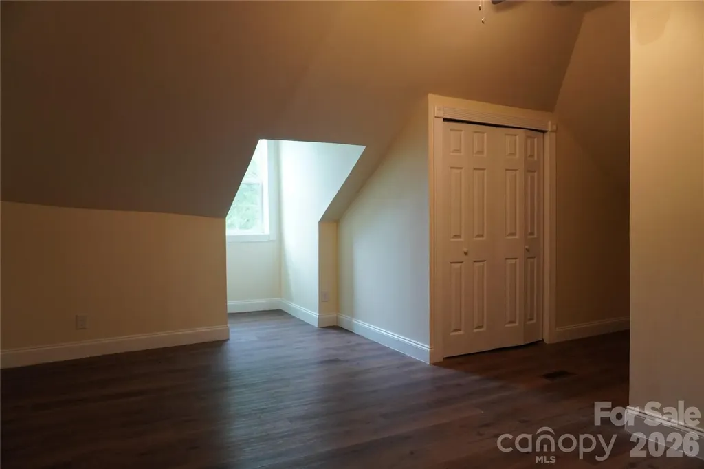 415 E Georgia Avenue Bessemer City NC 28016