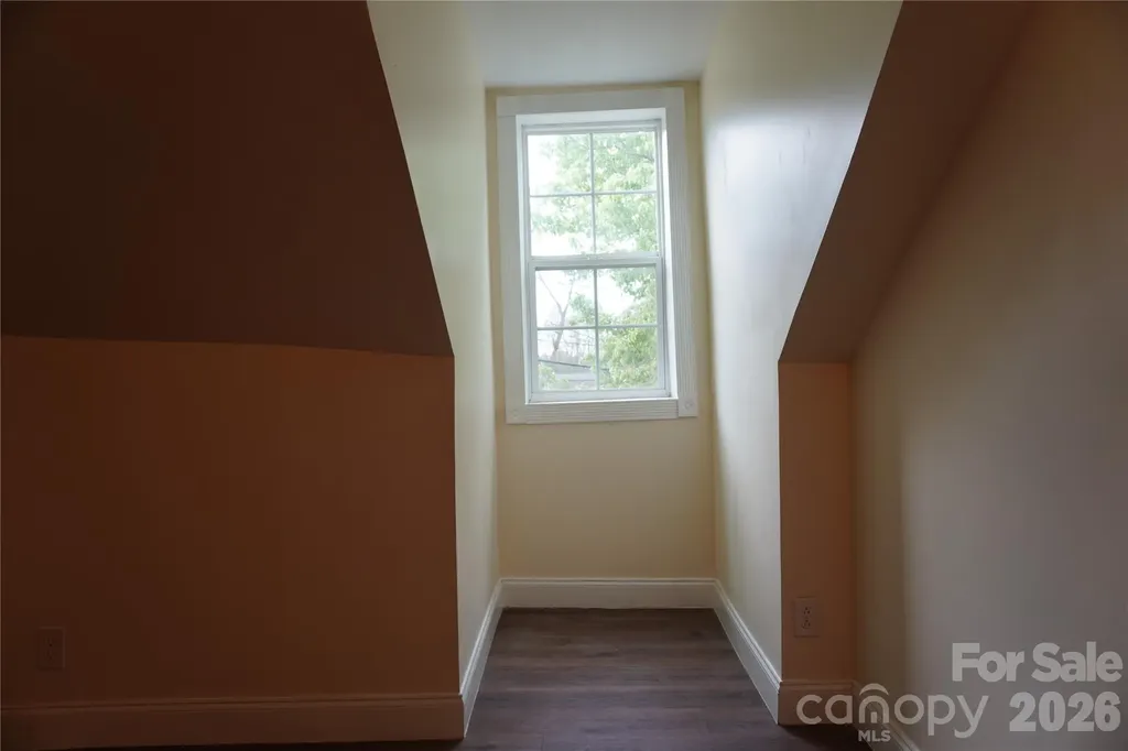 415 E Georgia Avenue Bessemer City NC 28016