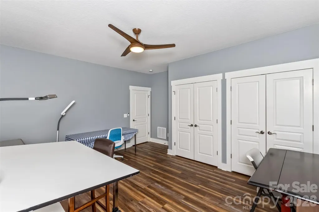 37 Creekside View Drive Asheville NC 28804