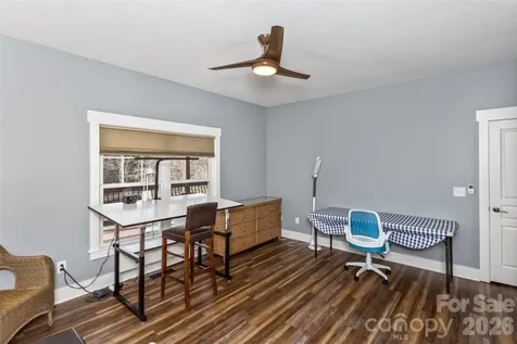 37 Creekside View Drive Asheville NC 28804