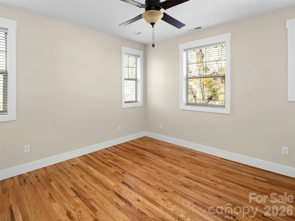 29 Shady Park Lane Asheville NC 28804
