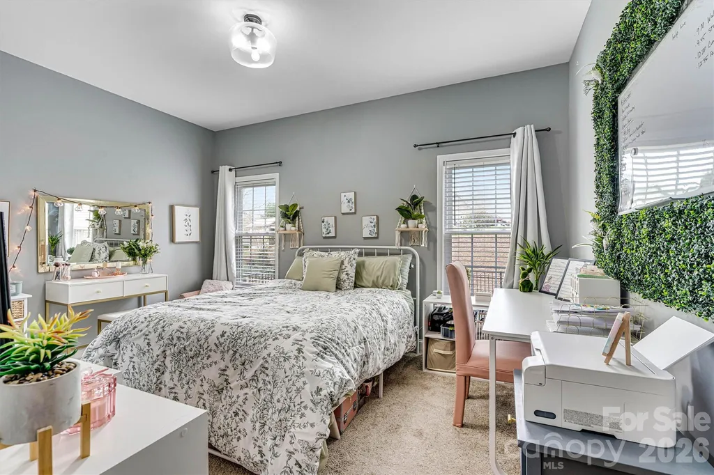 1181 Kensington Circle Newton NC 28658
