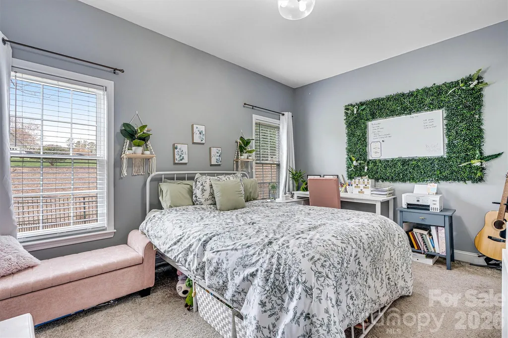 1181 Kensington Circle Newton NC 28658