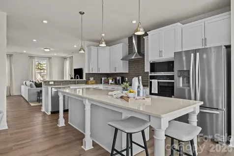 3122 Middle Street Charlotte NC 28278
