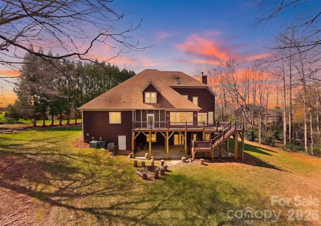 3916 2nd Street Drive NW Hickory NC 28601