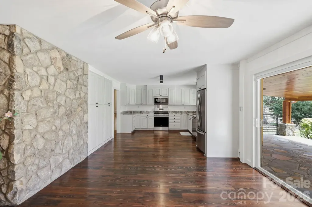 100 Ashton Lane Brevard NC 28712