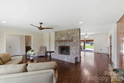 100 Ashton Lane Brevard NC 28712