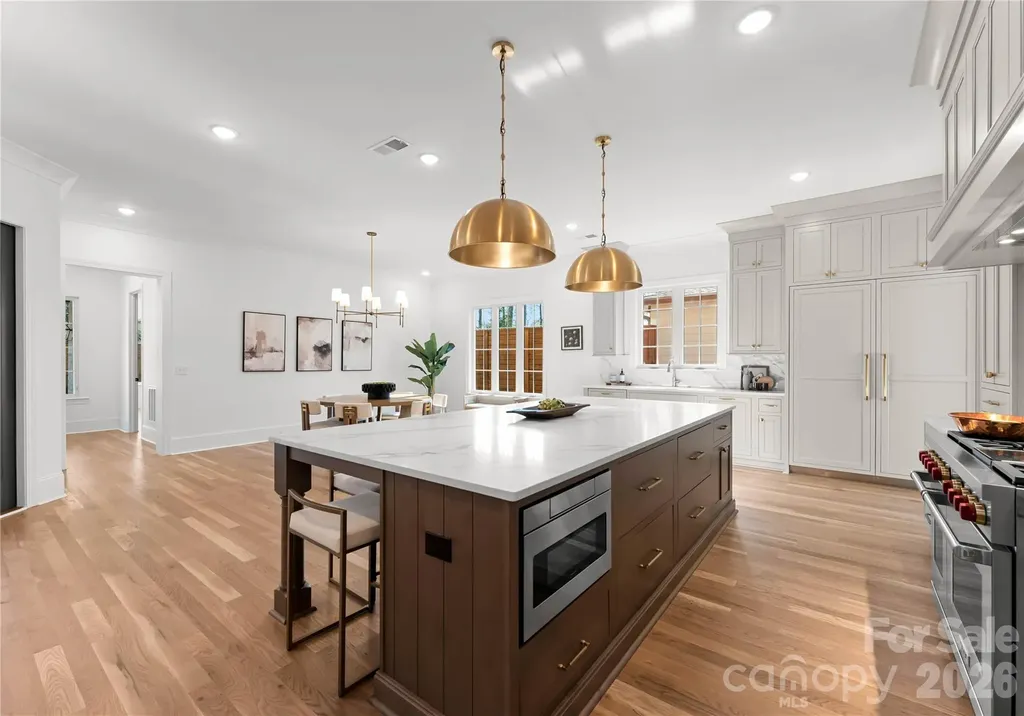 154 N Canterbury Road Charlotte NC 28211