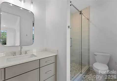 154 N Canterbury Road Charlotte NC 28211