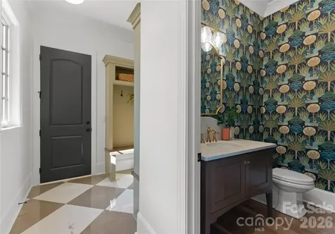 154 N Canterbury Road Charlotte NC 28211