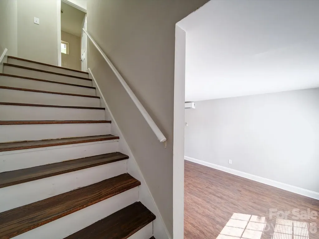 315 S Gardner Avenue Charlotte NC 28208