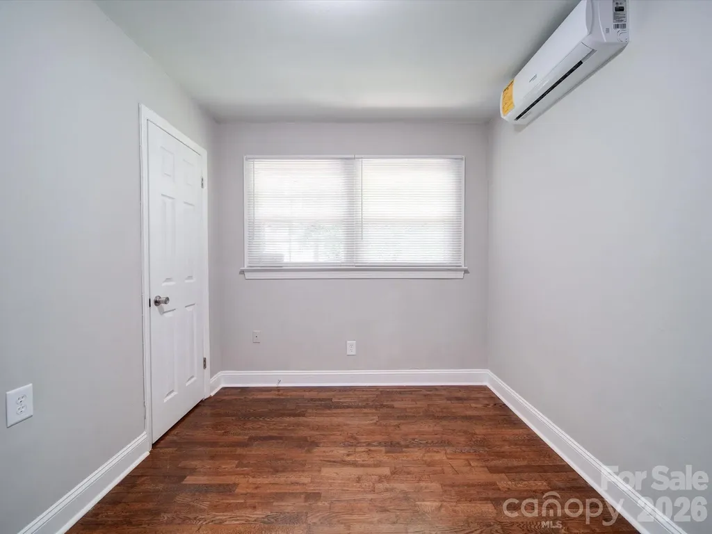 315 S Gardner Avenue Charlotte NC 28208