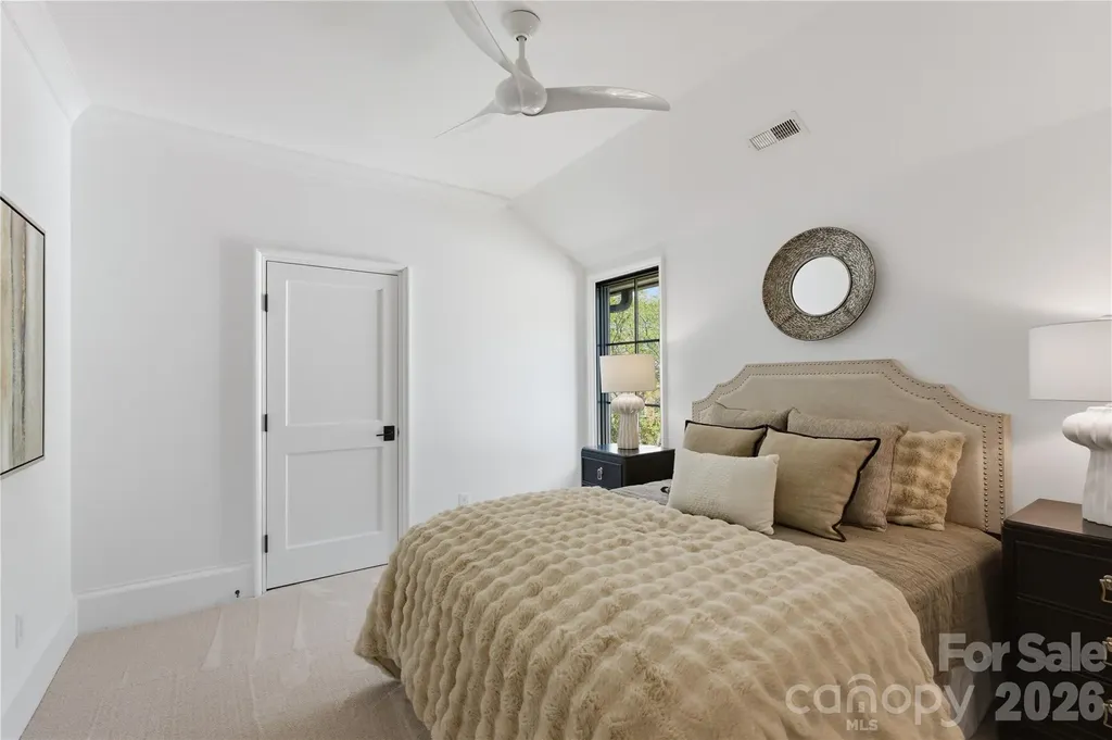 7005 Chateau Bordeaux Lane Charlotte NC 28270
