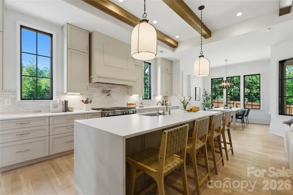 7005 Chateau Bordeaux Lane Charlotte NC 28270