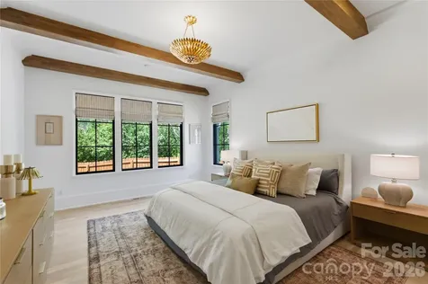 7005 Chateau Bordeaux Lane Charlotte NC 28270