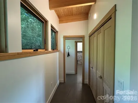 448 Mt. Mitchell Drive Burnsville NC 28714