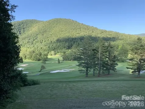 448 Mt. Mitchell Drive Burnsville NC 28714