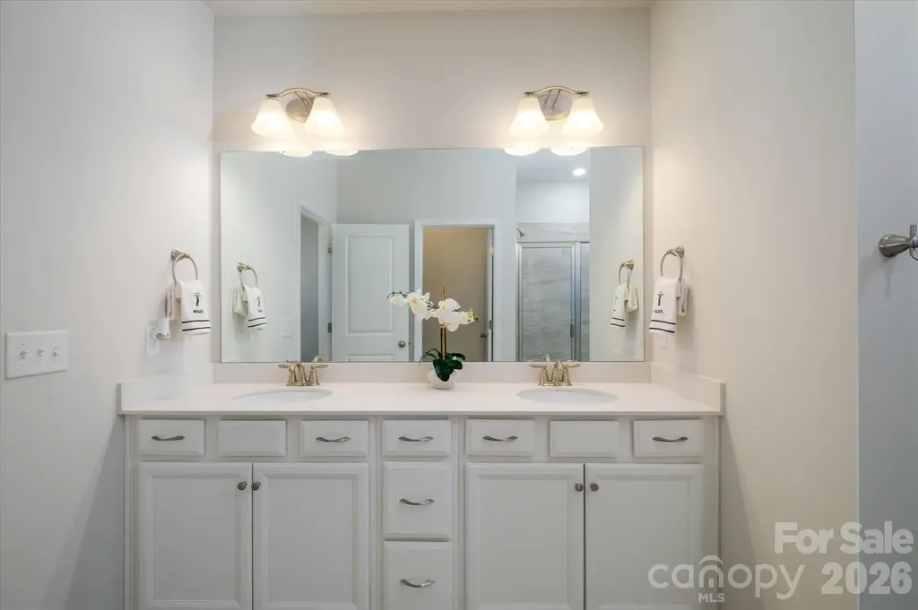 8156 Merryvale Lane Charlotte NC 28214