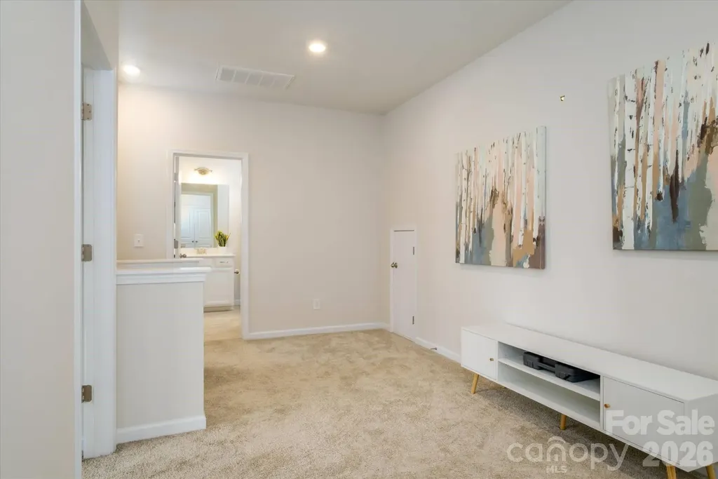 8156 Merryvale Lane Charlotte NC 28214