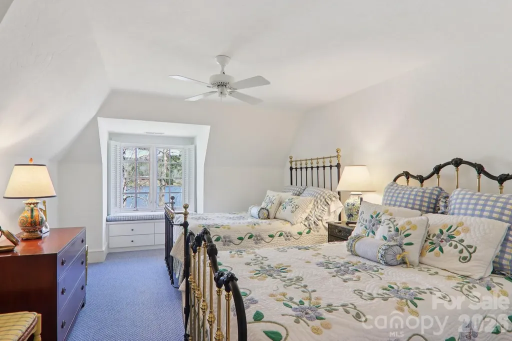 138 Indian Trace Lake Toxaway NC 28747