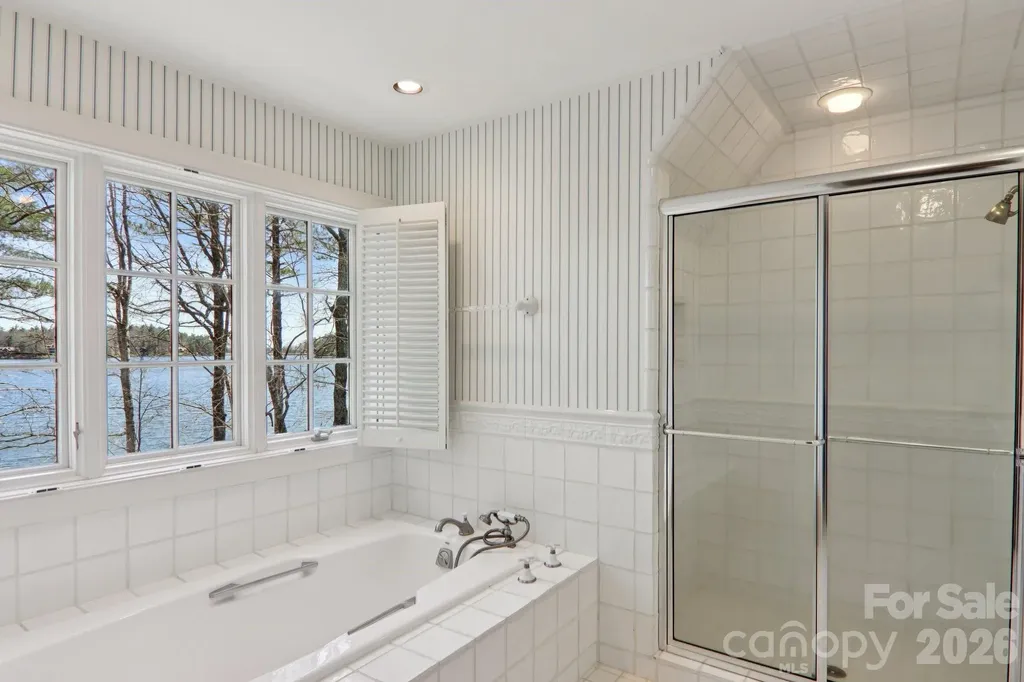 138 Indian Trace Lake Toxaway NC 28747