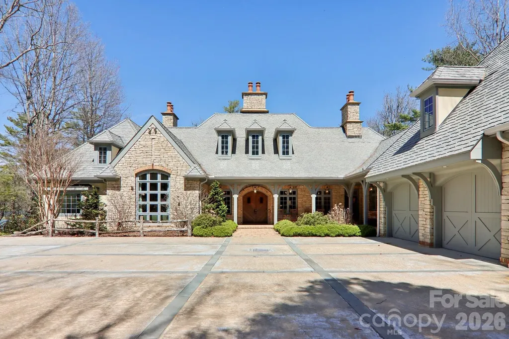 138 Indian Trace Lake Toxaway NC 28747