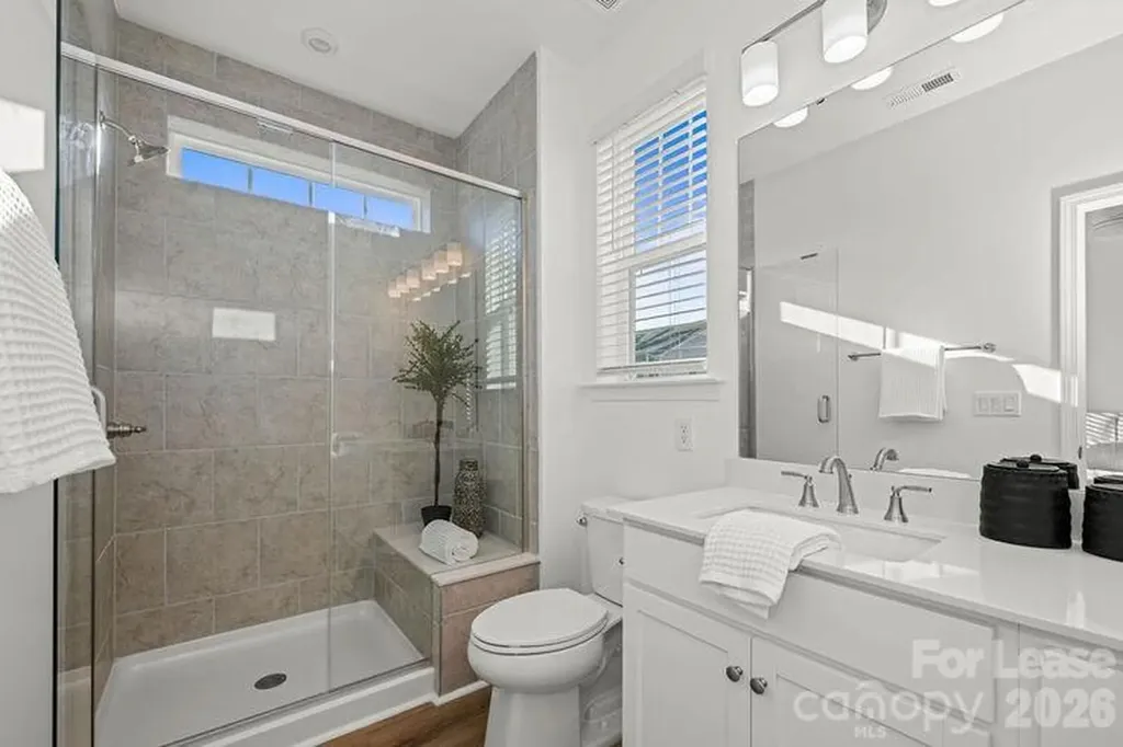 1018 Fairway Green Lane Charlotte NC 28216