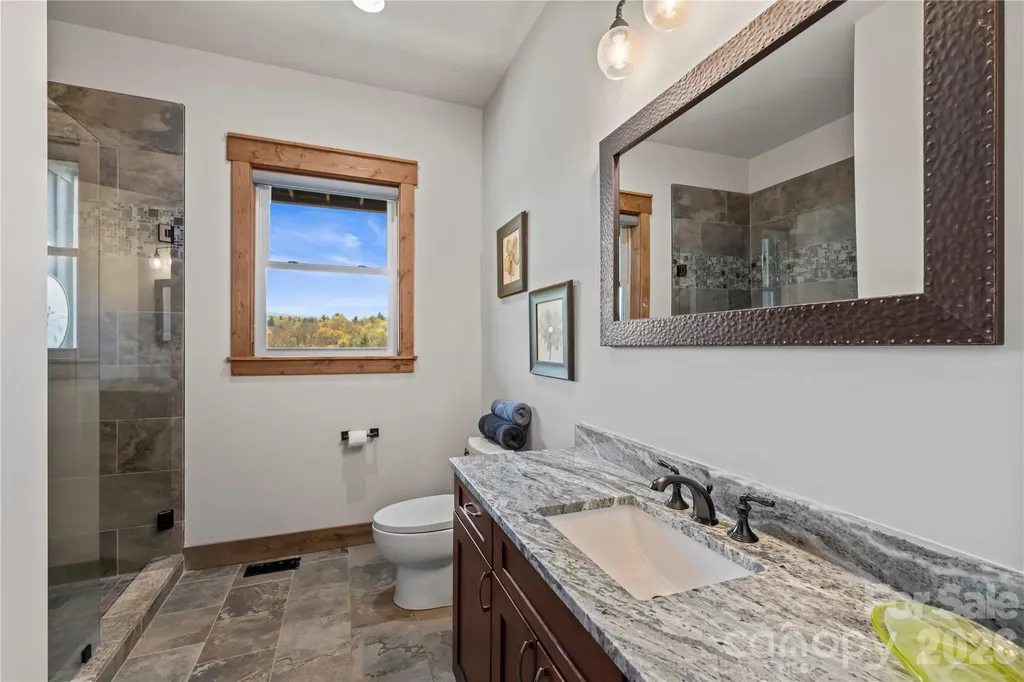 28 Gracie Lane Weaverville NC 28787