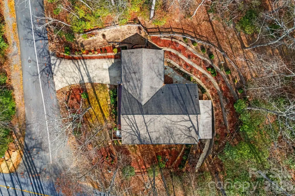 14 Isuhdavga Court Brevard NC 28712