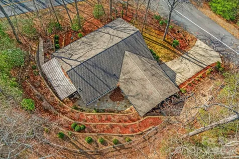14 Isuhdavga Court Brevard NC 28712