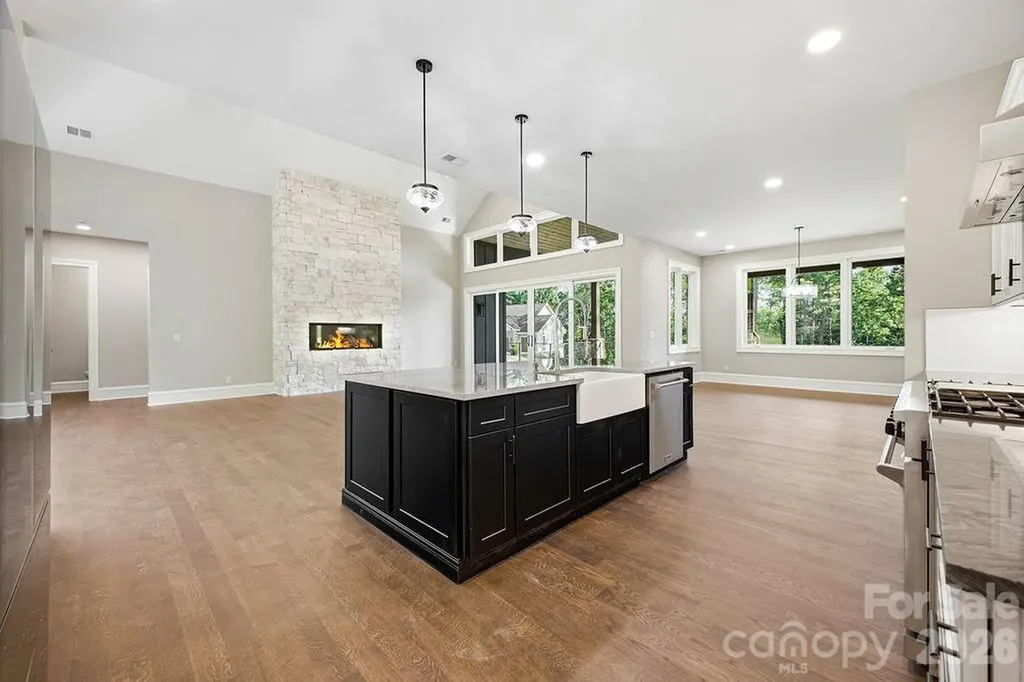 246 Northview Drive Hendersonville NC 28791