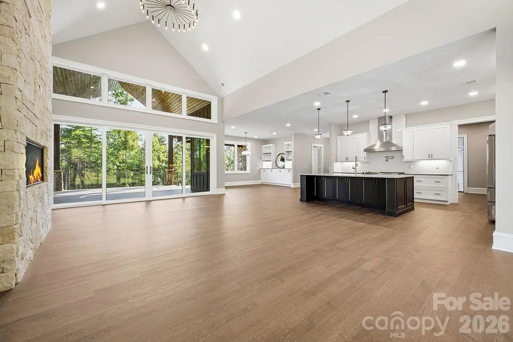 246 Northview Drive Hendersonville NC 28791