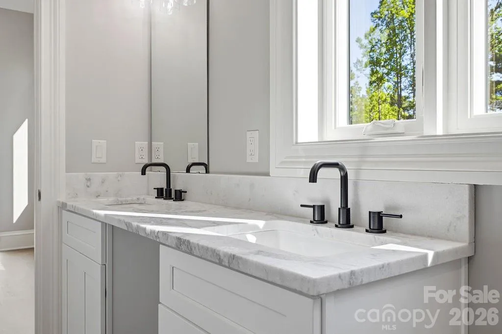 246 Northview Drive Hendersonville NC 28791