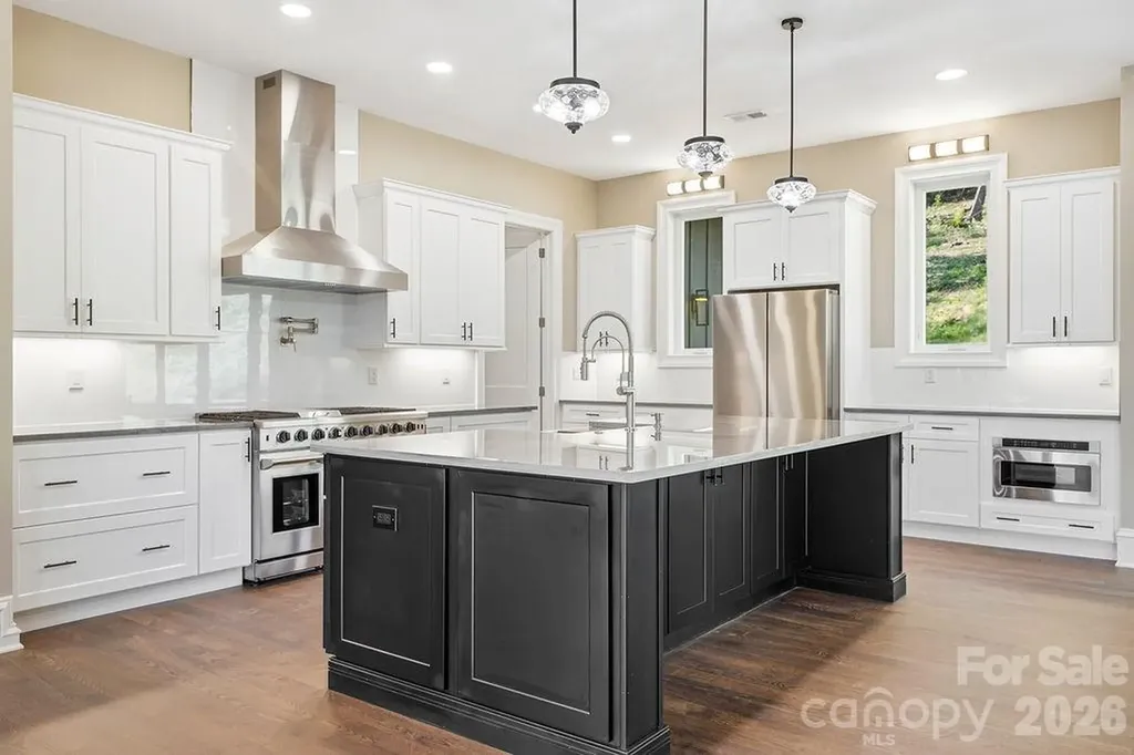 246 Northview Drive Hendersonville NC 28791