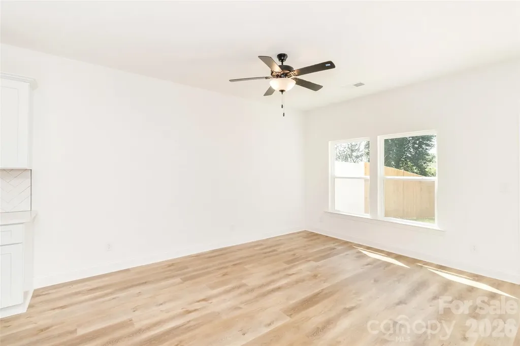 2521 Elon Street Charlotte NC 28208