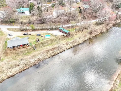 522 N River Road Sylva NC 28779