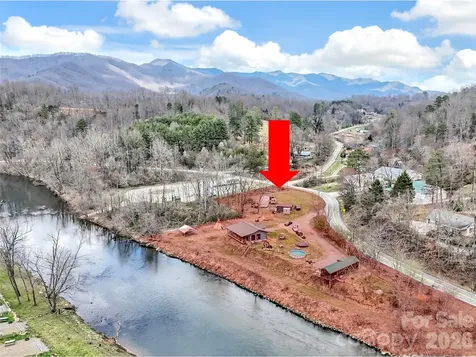 522 N River Road Sylva NC 28779