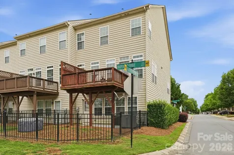6226 Rockefeller Lane Charlotte NC 28210