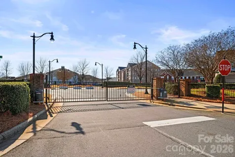 6226 Rockefeller Lane Charlotte NC 28210