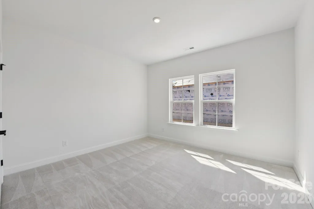7418 Westrow Avenue Charlotte NC 28278